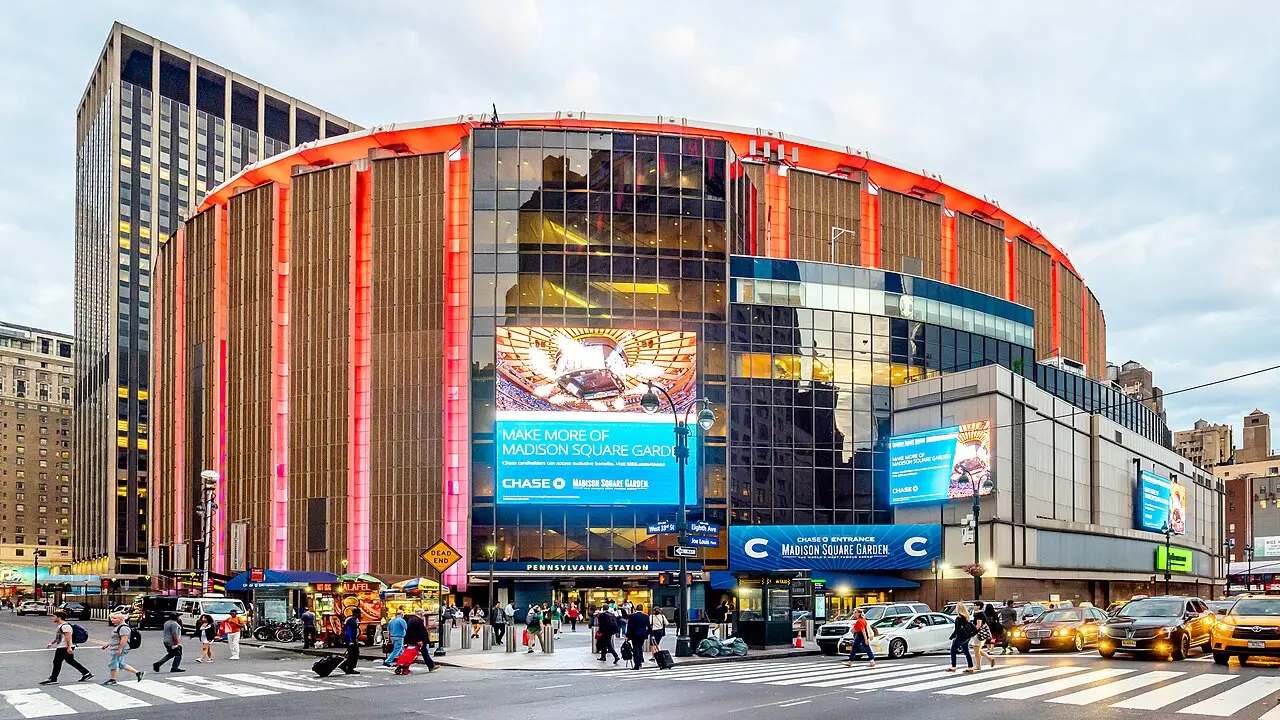 Façade réelle du Madison Square Garden à New York